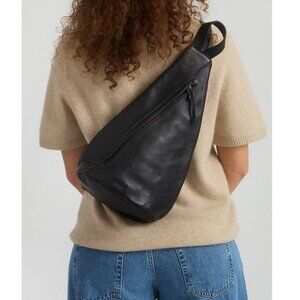 The Sak Geo Sling Leather Backpack NWOT, pebbled black leather